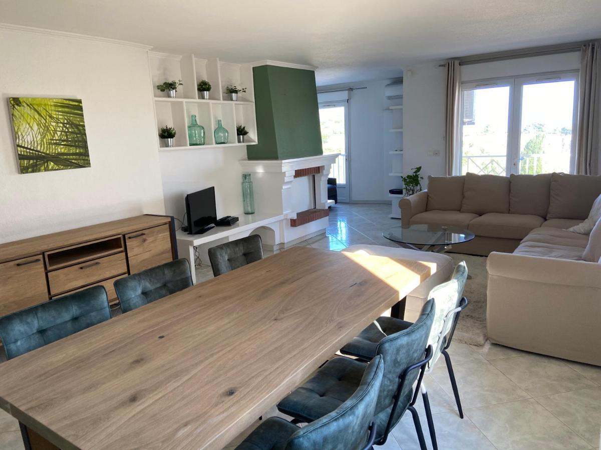 Appartement T4 Tres Bien Situe Et Climatise LʼÎle-Rousse Εξωτερικό φωτογραφία