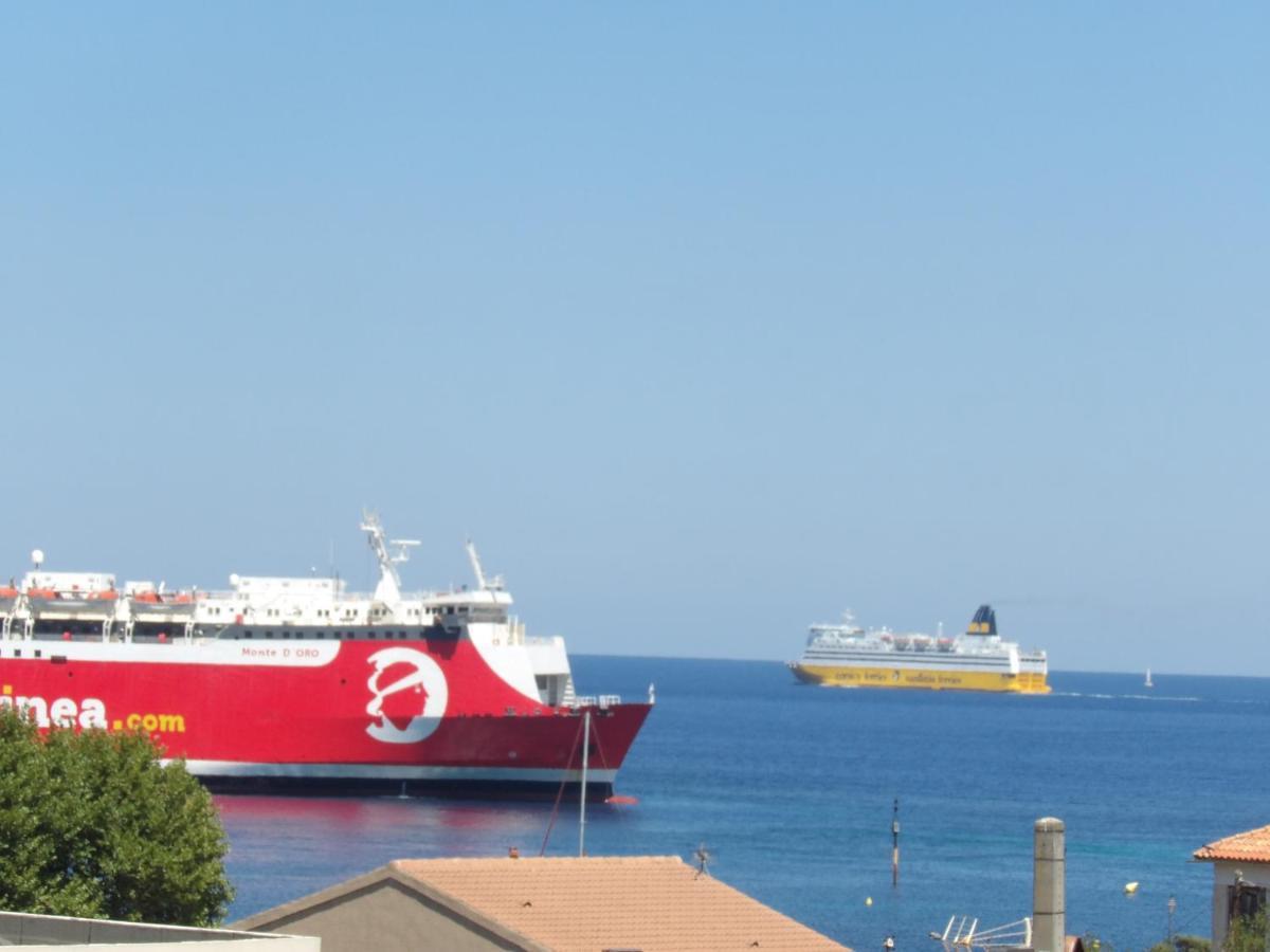 Appartement T4 Tres Bien Situe Et Climatise LʼÎle-Rousse Εξωτερικό φωτογραφία